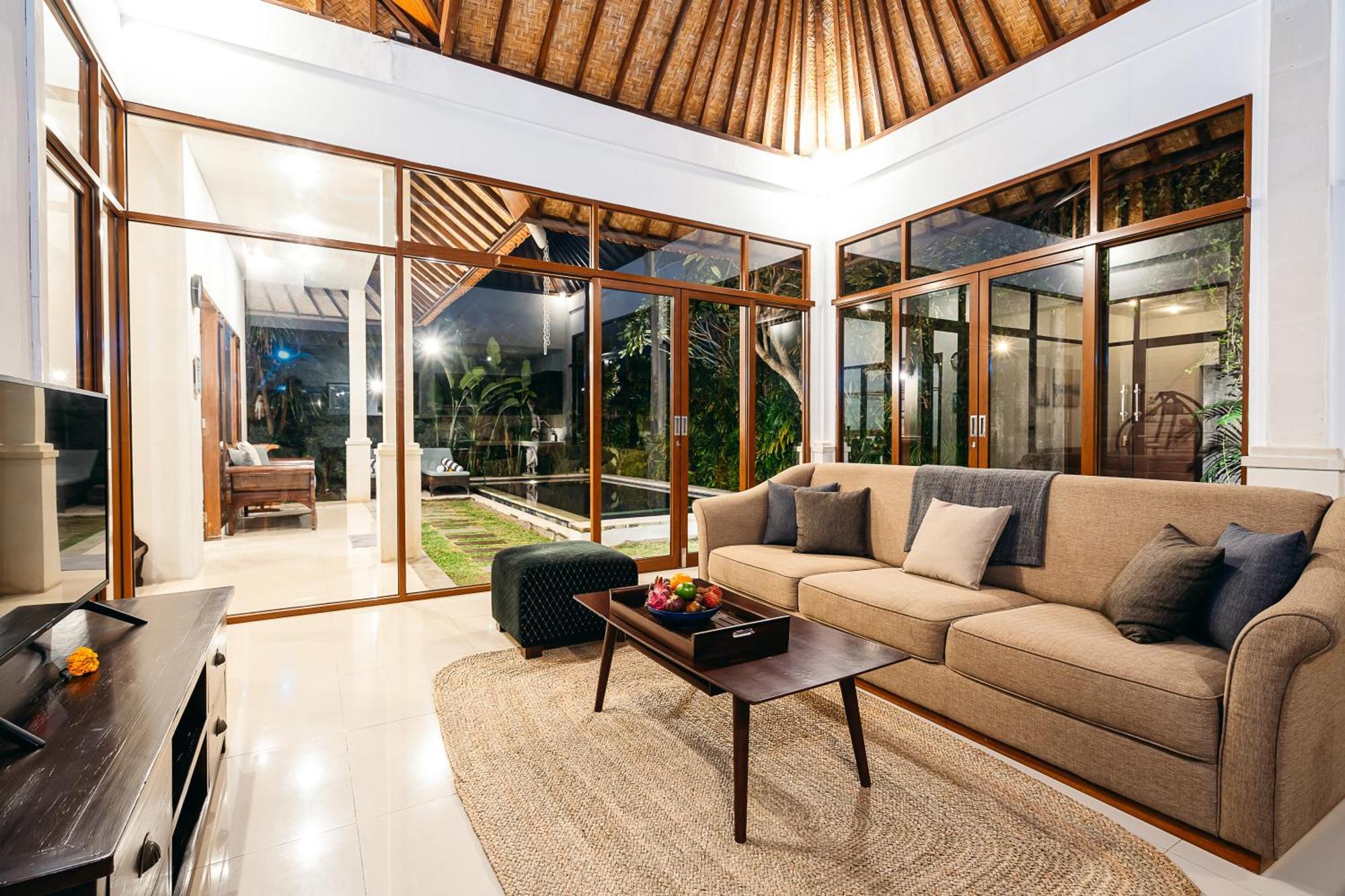 Mahayana Villa Batu Belig - Close To The Beach Чангу Экстерьер фото