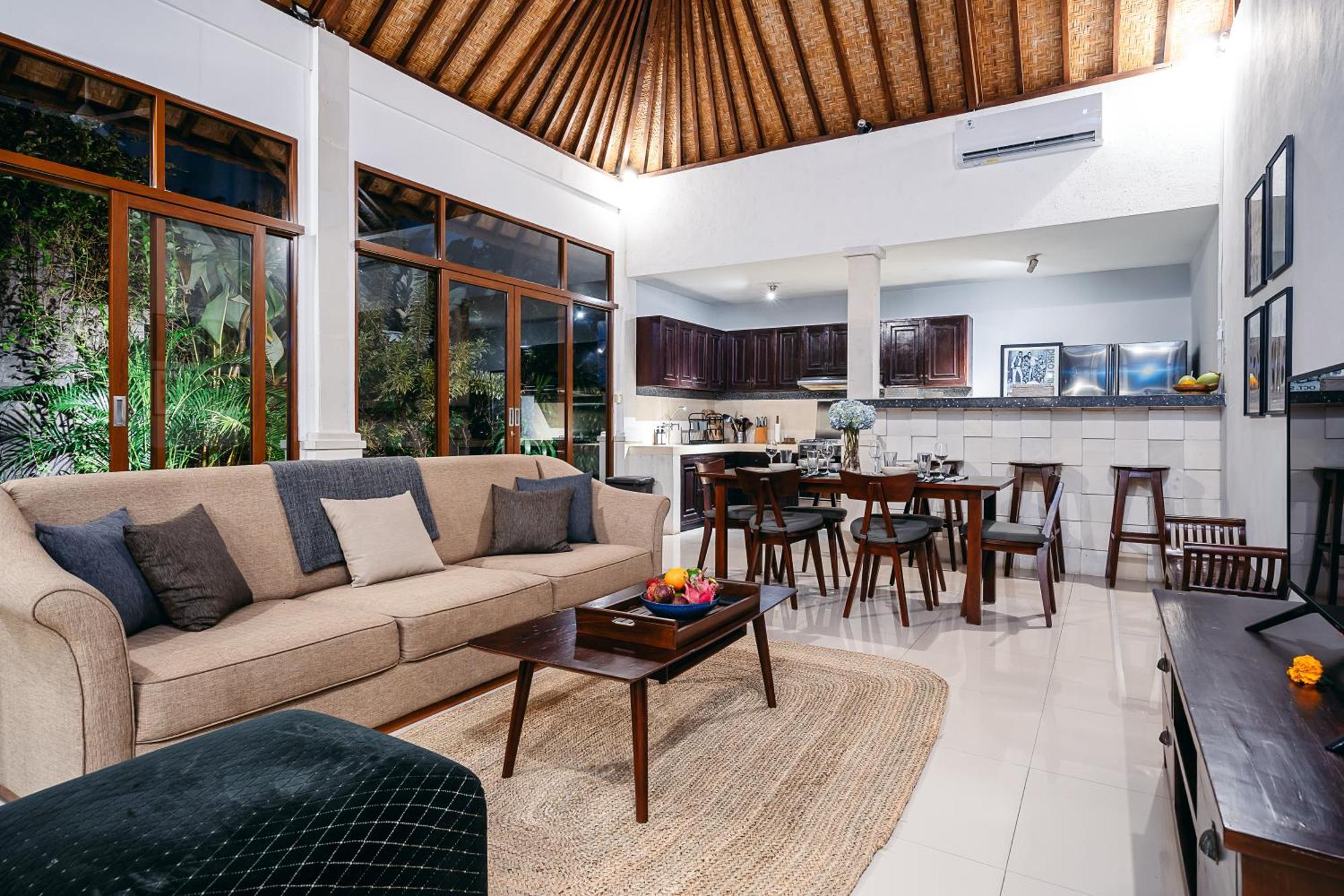 Mahayana Villa Batu Belig - Close To The Beach Чангу Экстерьер фото